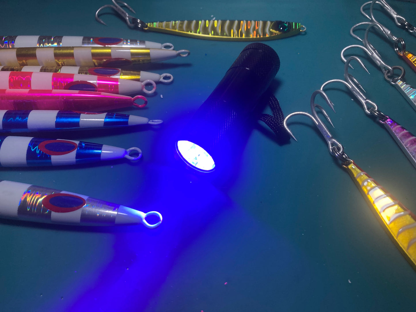 UV Flashlight for GLOW Jigs