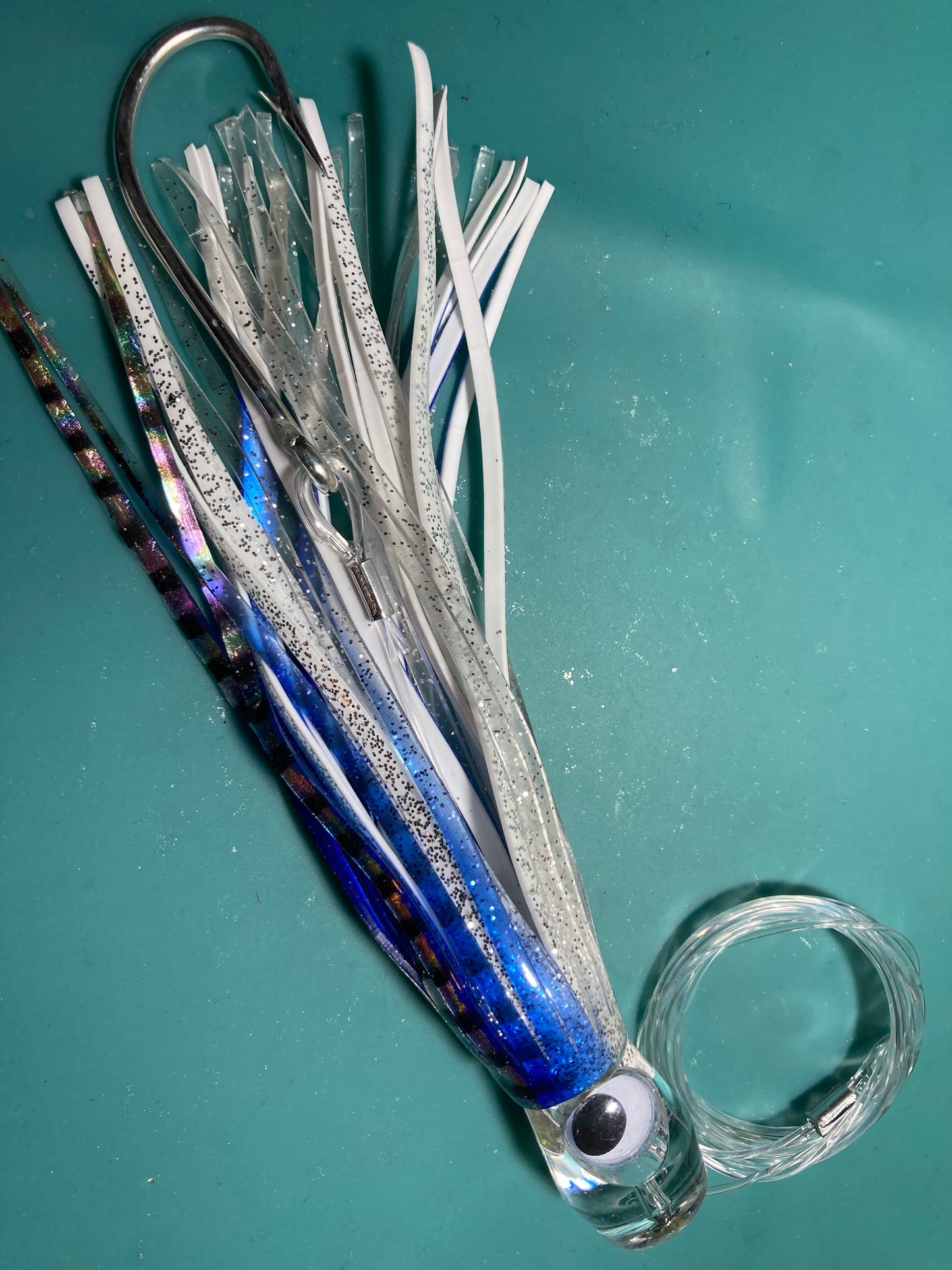 6 Pack of 6.5” Chugger Saltwater Trolling Lures Set With Lure Bag