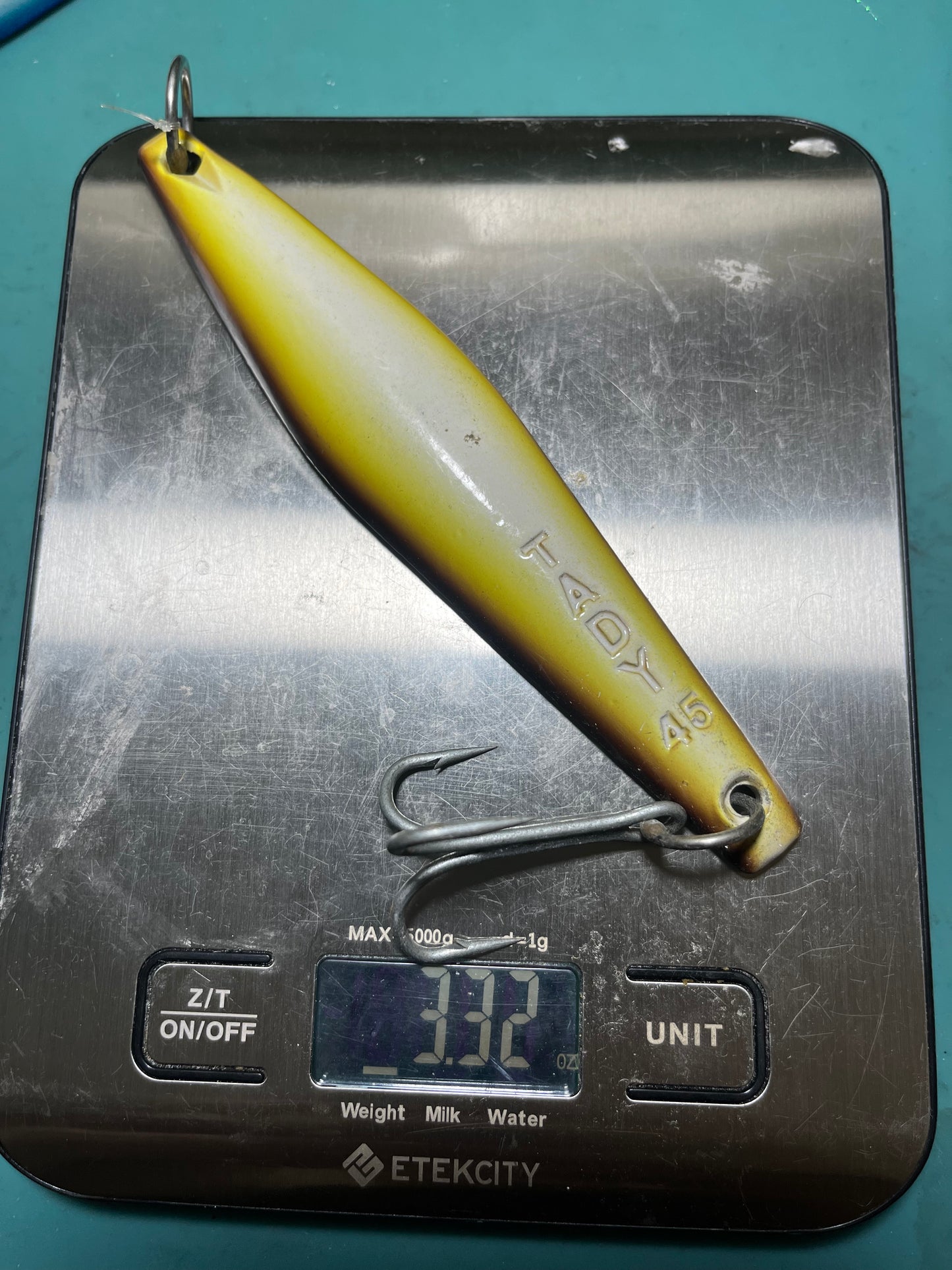 Surface Irons and Yo-Yo Jigs (Salas, Tady, Shimano, Sumo, UFO, Candybar) *USED/PREOWNED*