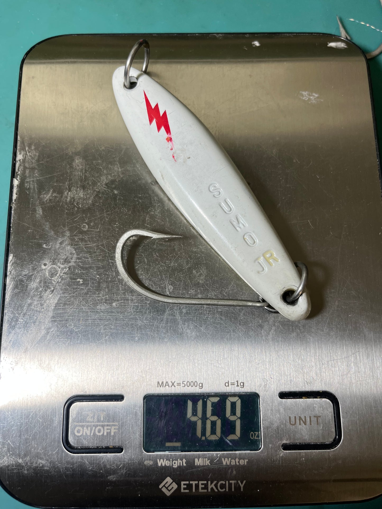 Surface Irons and Yo-Yo Jigs (Salas, Tady, Shimano, Sumo, UFO, Candybar) *USED/PREOWNED*