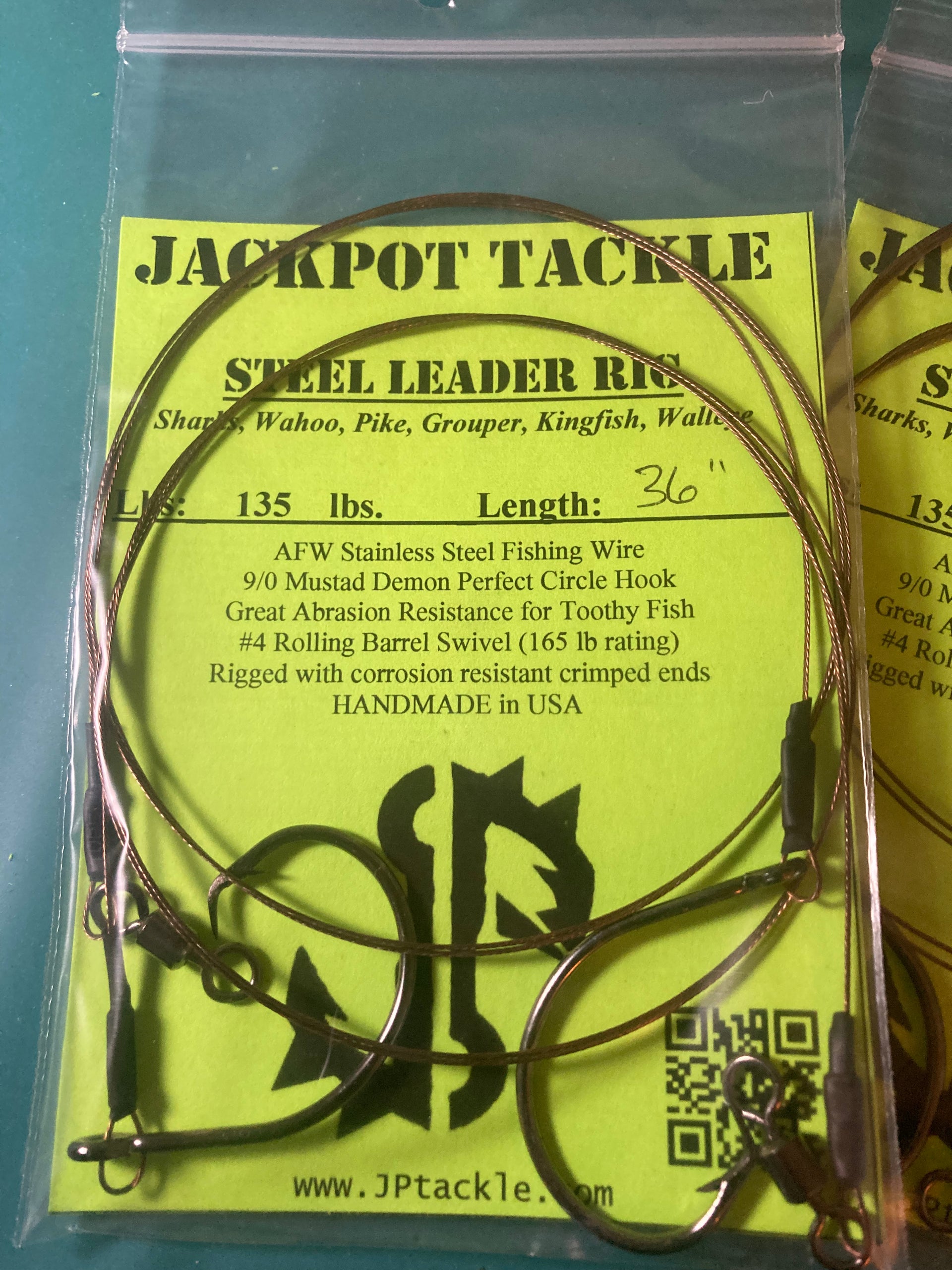 Six stainless steel leader with 5/0 circle hook 6 Pack